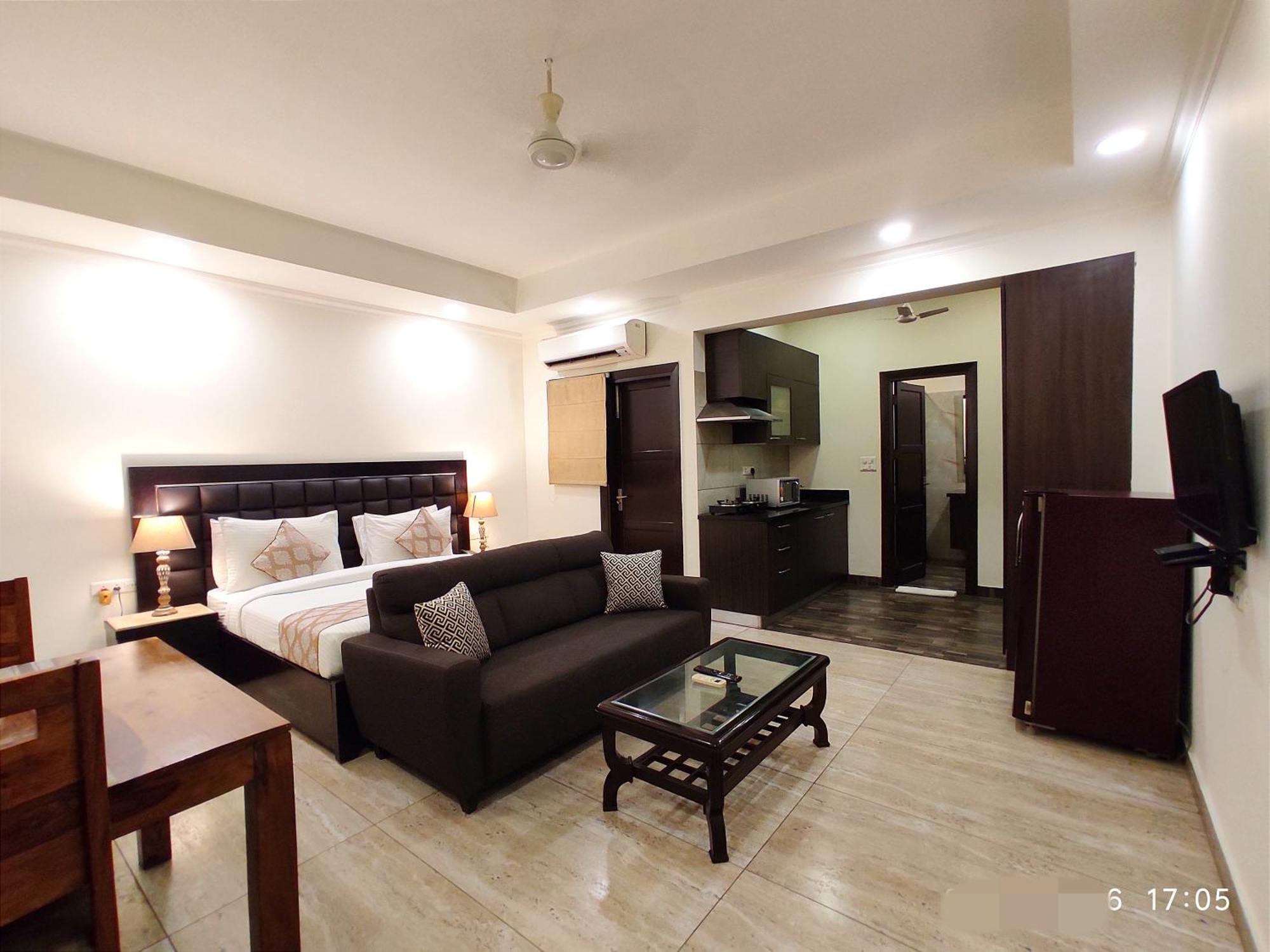 When In Gurgaon - Artemis Hospital 1 Min Walk, Fortis & Medanta 4 Mins Drive Luaran gambar