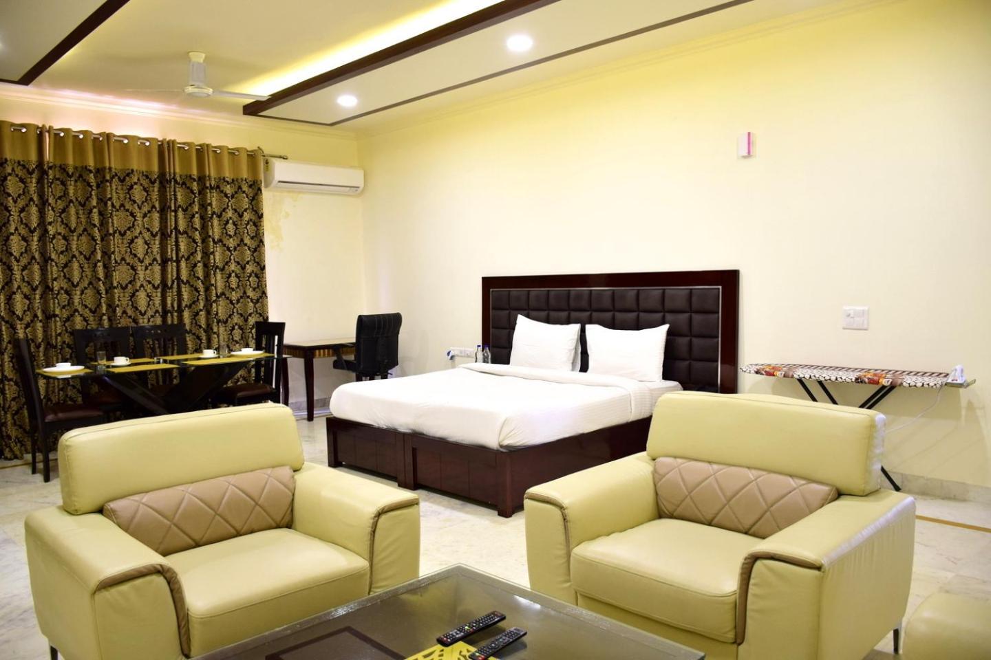 When In Gurgaon - Artemis Hospital 1 Min Walk, Fortis & Medanta 4 Mins Drive Luaran gambar